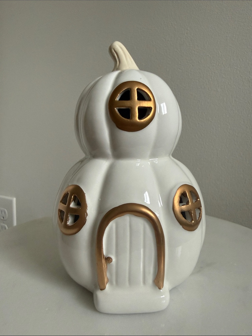 2026 Target Bullseye Playground Fall LED Pumpkin House